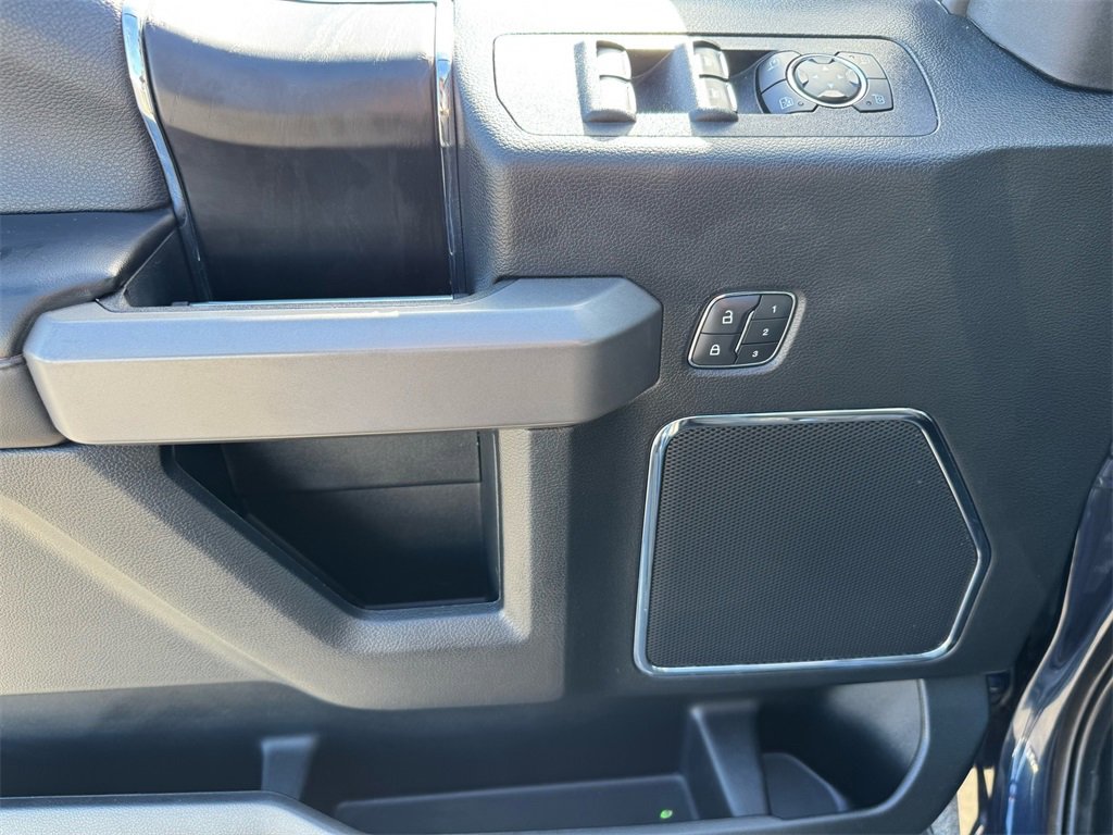 Used 2020 Ford F150 Platinum w/ Equipment Group 701A Luxury image 11