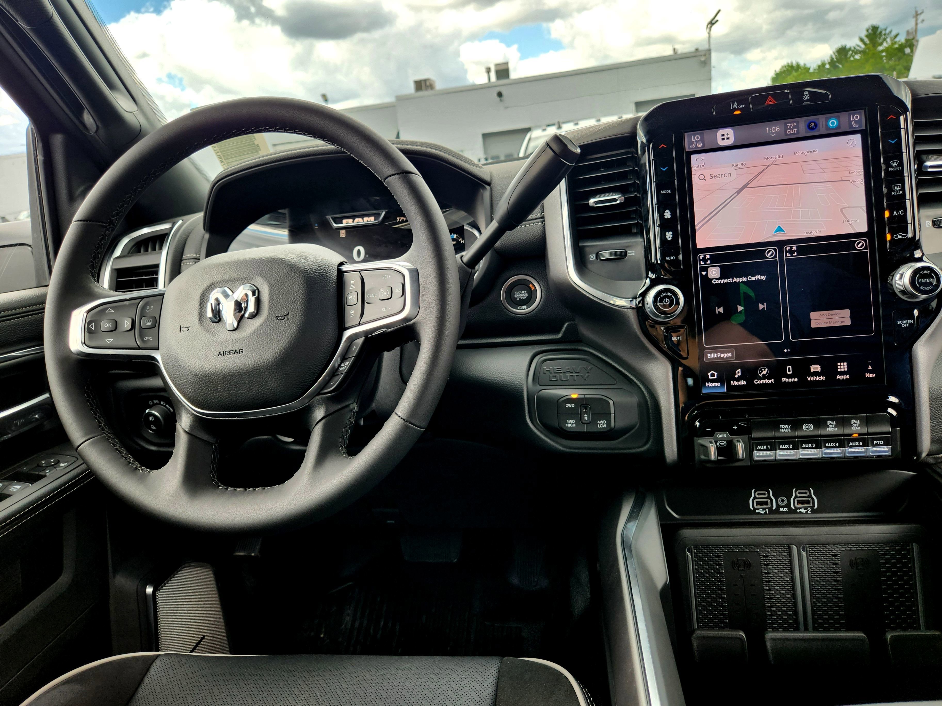 New 2026 RAM 4500 4x4 Crew Cab DRW w/ Laramie Trim Package image 19