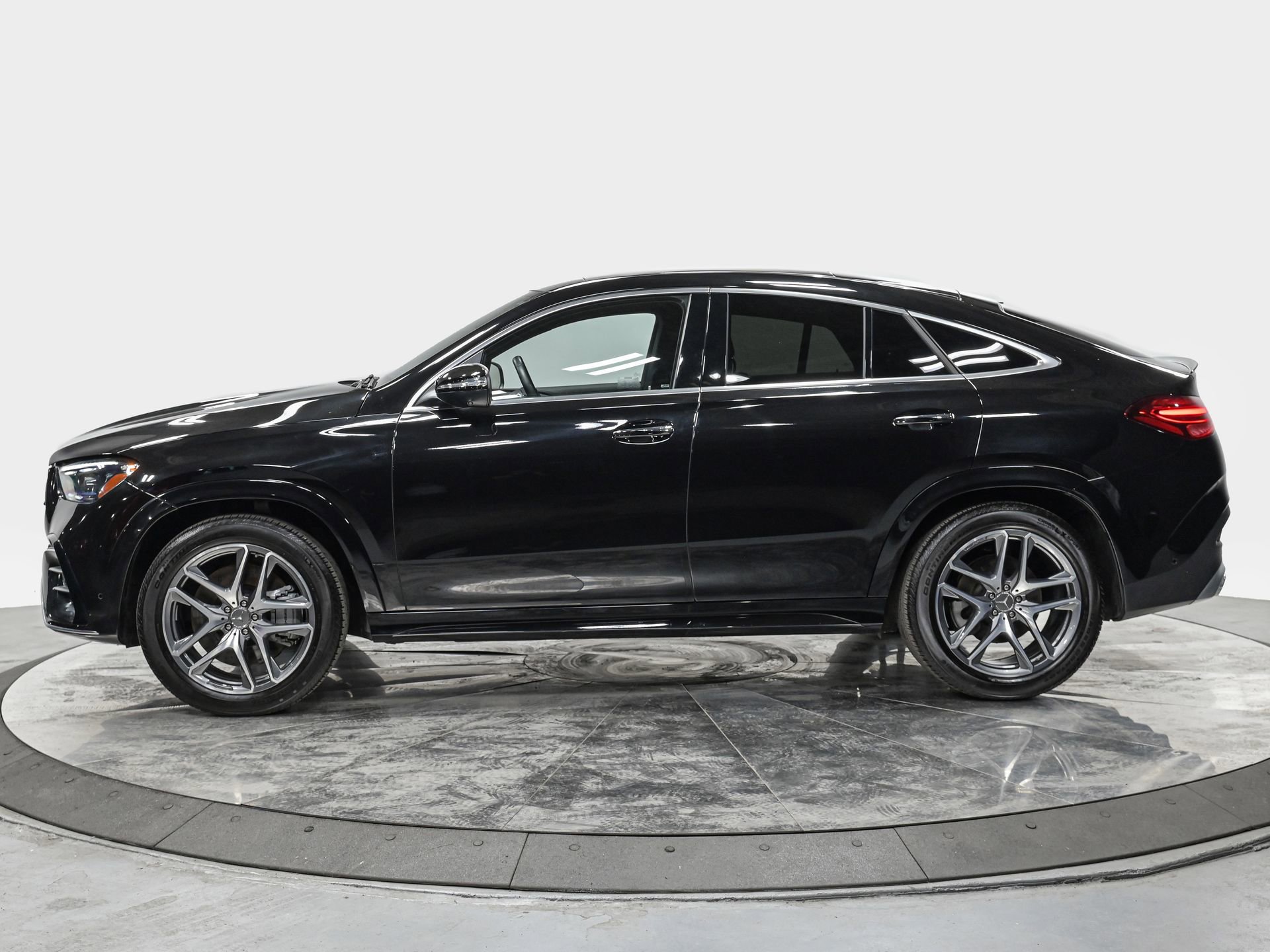 Used 2025 Mercedes-Benz GLE 53 AMG 4MATIC Coupe image 2