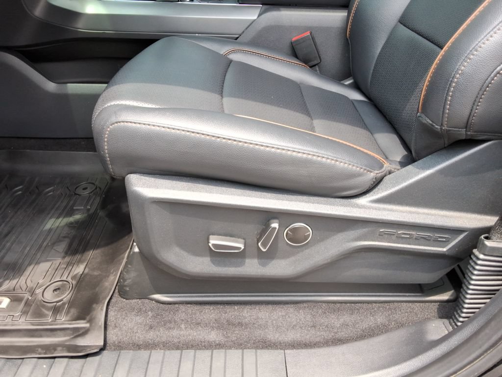 Used 2025 Ford F150 Lariat w/ Equipment Group 502A High AWD/4WD image 25