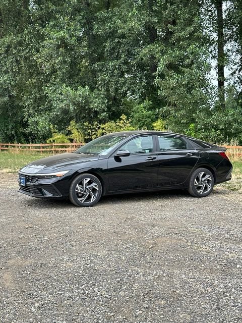 Certified 2025 Hyundai Elantra Sport FWD image 27