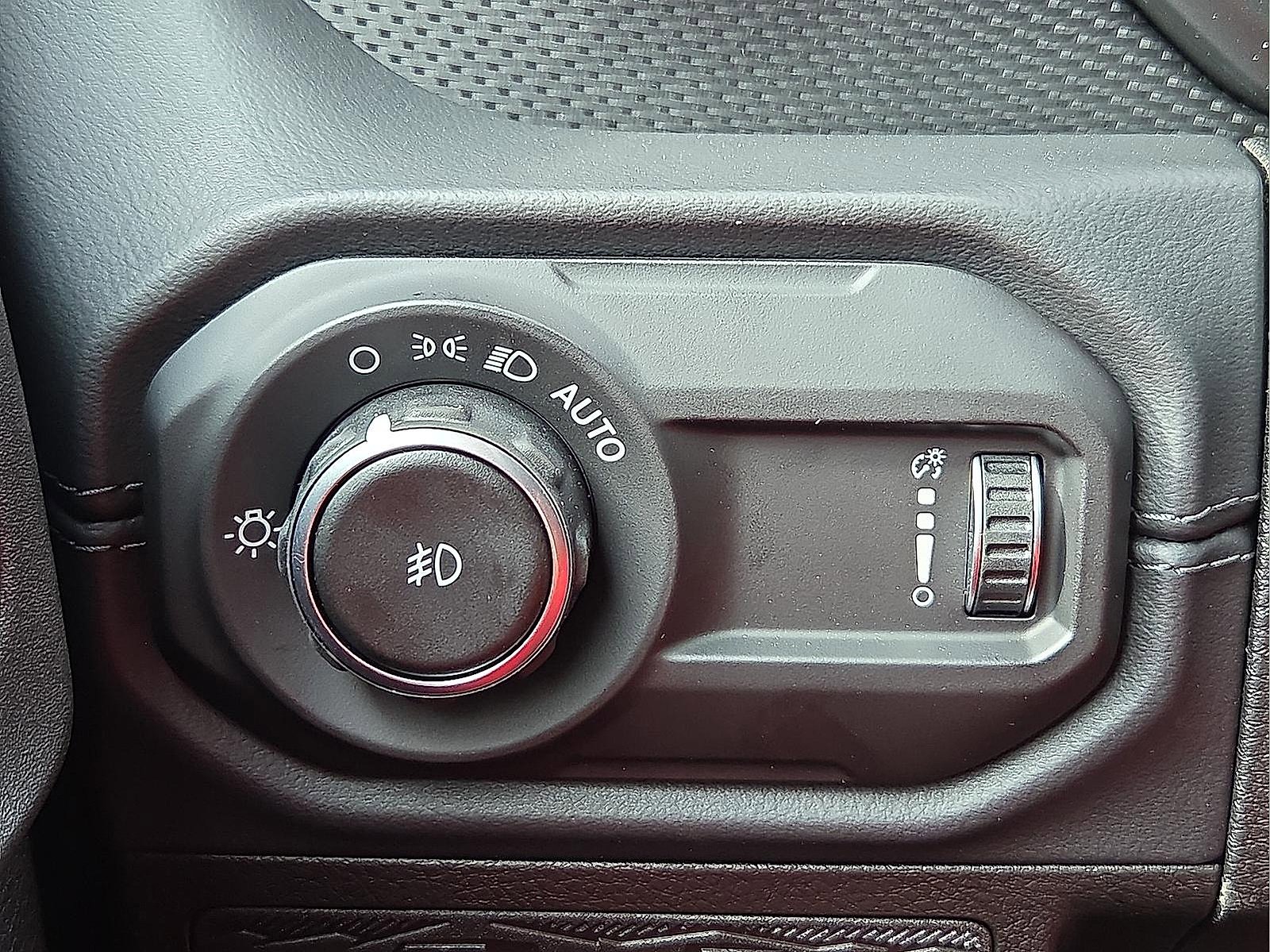 New 2026 Jeep Wrangler Unlimited Rubicon w/ Safety Group image 17