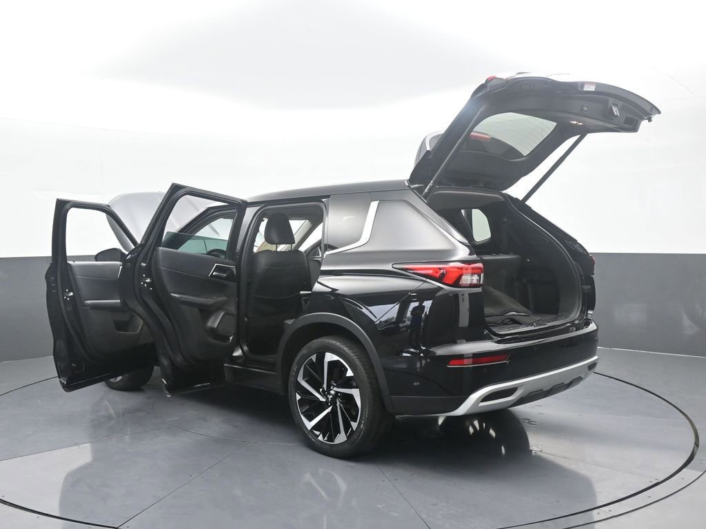 Used 2022 Mitsubishi Outlander SE image 82