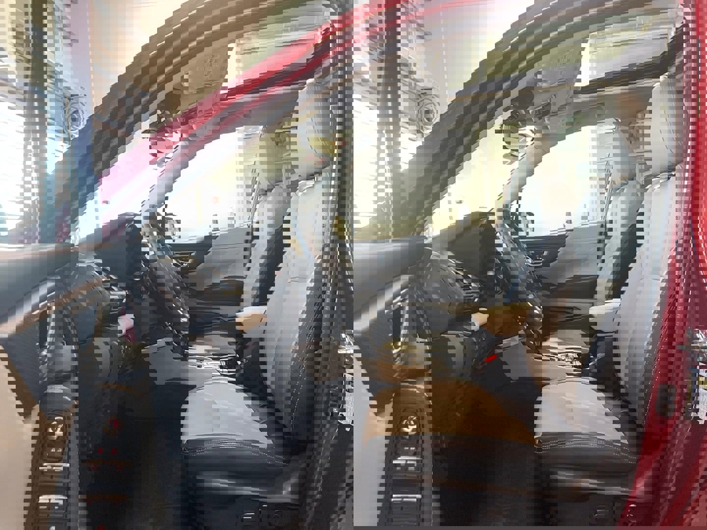 Used 2022 Subaru Forester Limited image 8