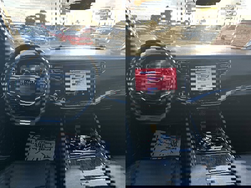 Used 2022 Jeep Wagoneer Series III image 2