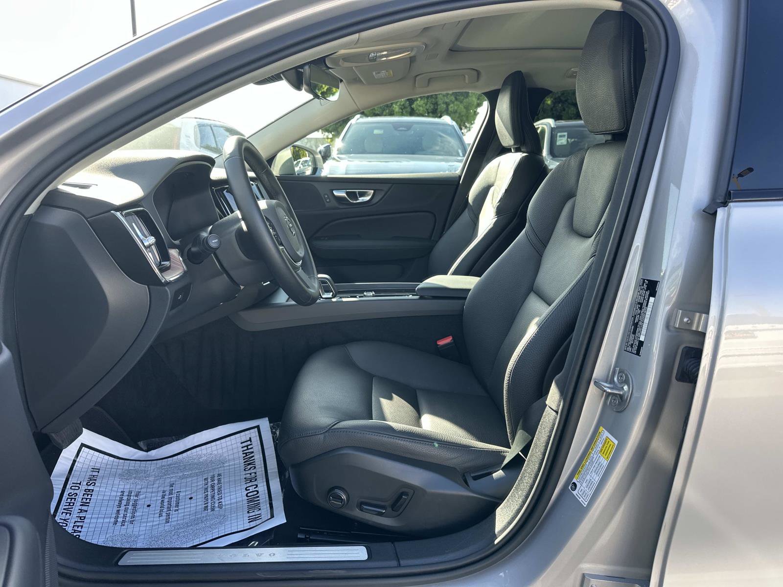 Certified 2025 Volvo V60 B5 Cross Country Plus image 17