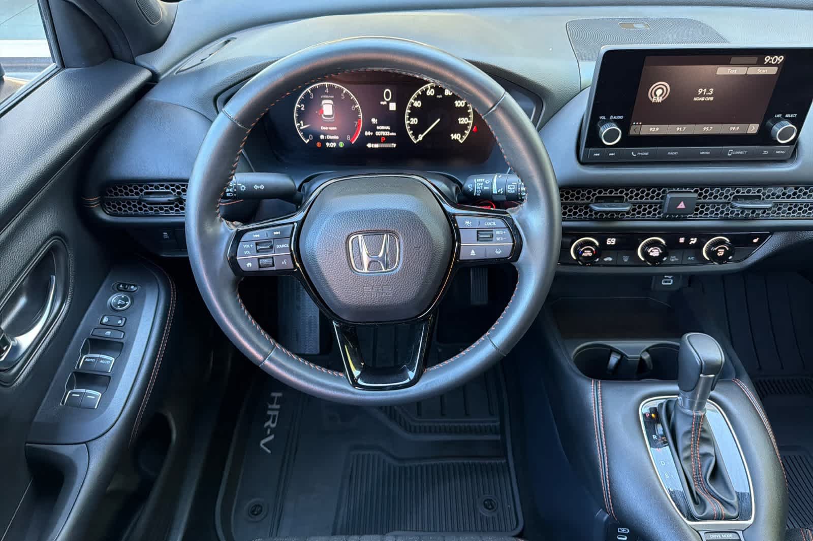 Used 2025 Honda HR-V Sport image 16