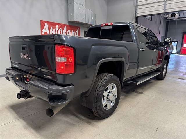 Used 2018 GMC Sierra 3500 Denali w/ Duramax Plus Package image 7