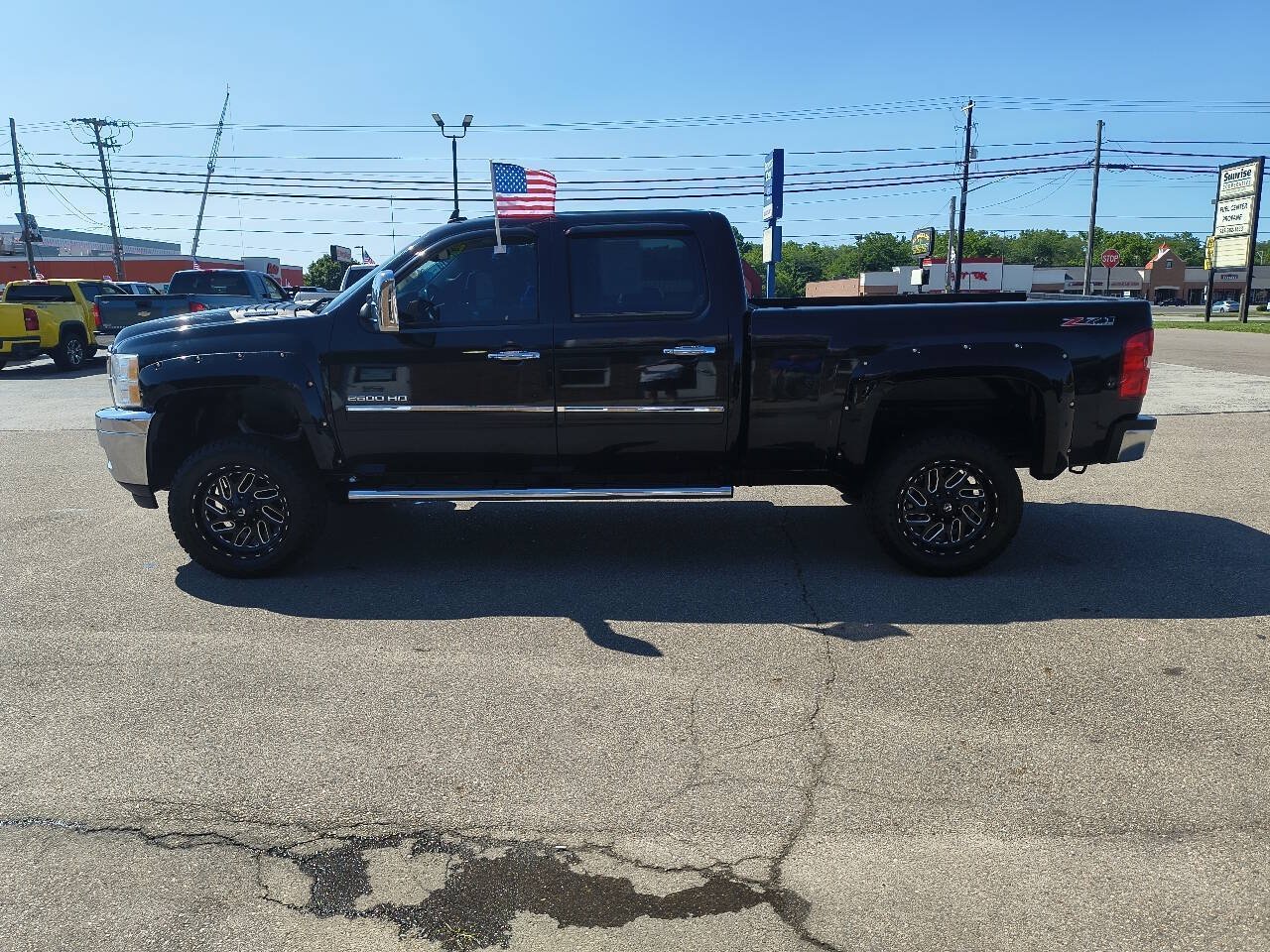 Used 2014 Chevrolet Silverado 2500 LT w/ Custom Sport Truck Package AWD/4WD image 23