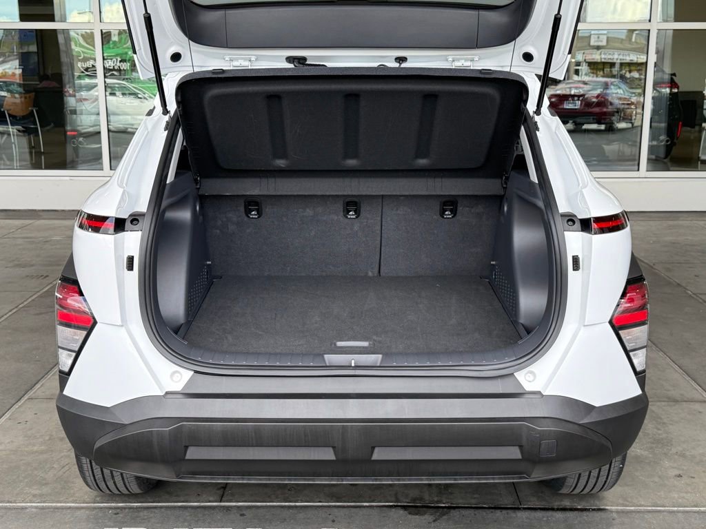 Used 2024 Hyundai Kona SEL image 18