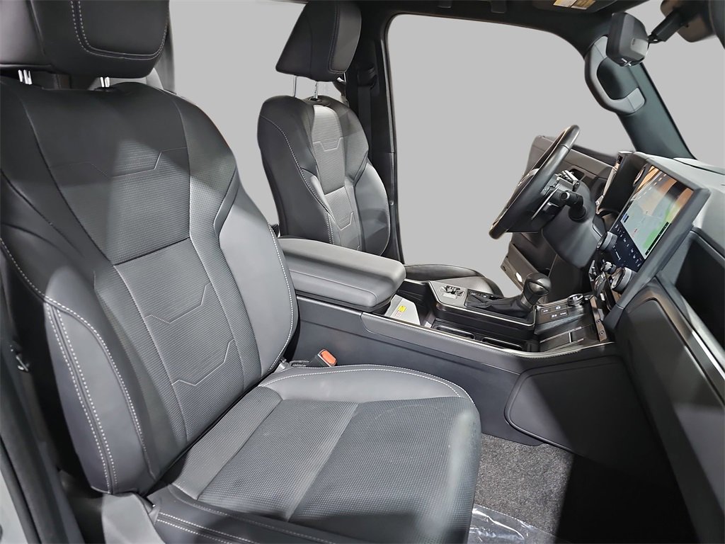 Used 2024 Lexus GX 550 image 10