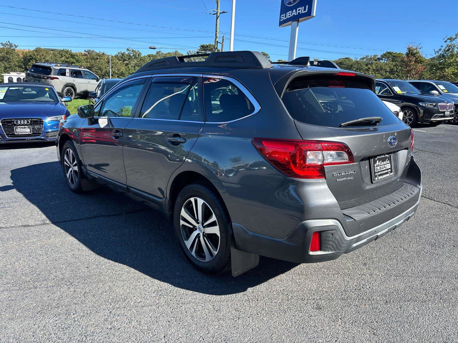 Used 2018 Subaru Outback 2.5i Limited AWD/4WD image 5