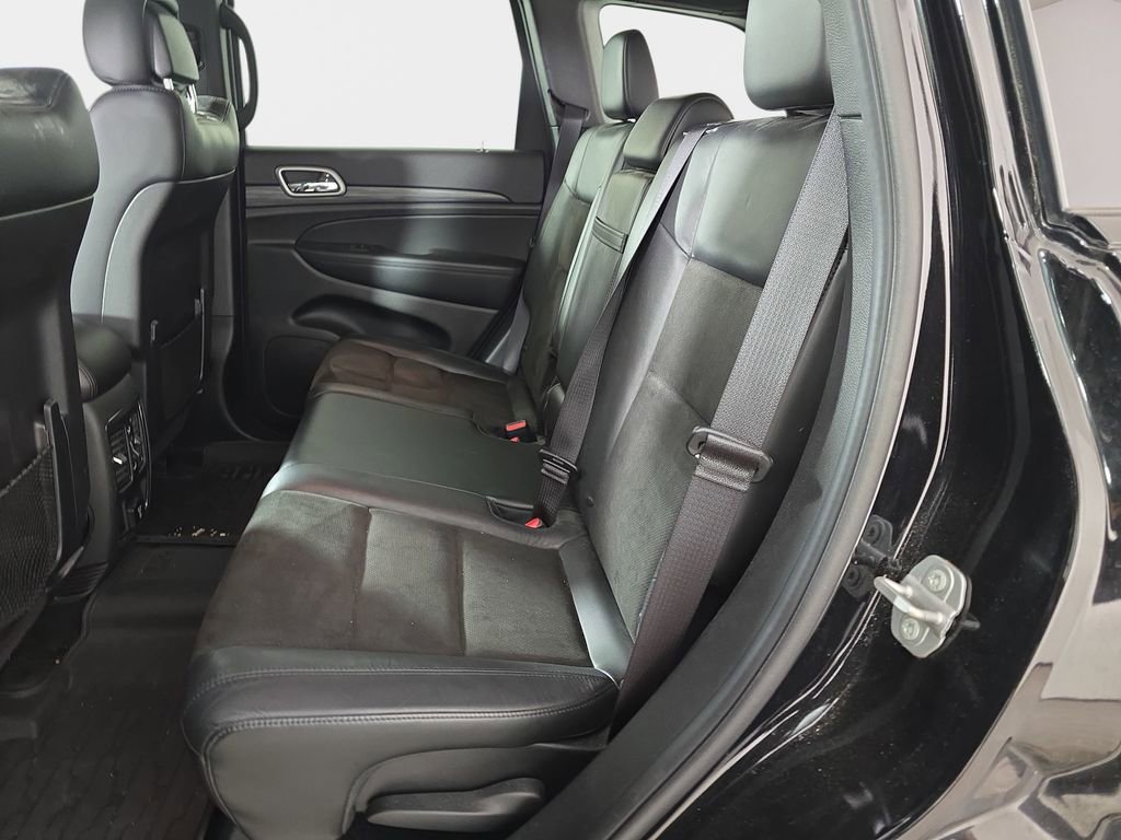 Used 2021 Jeep Grand Cherokee Laredo X image 17