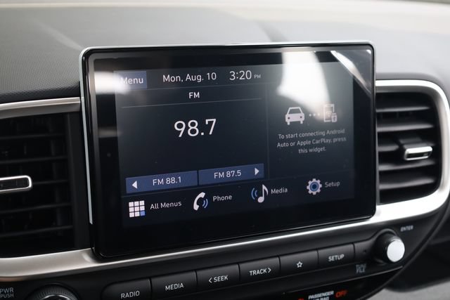 New 2026 Hyundai Venue SEL FWD image 17