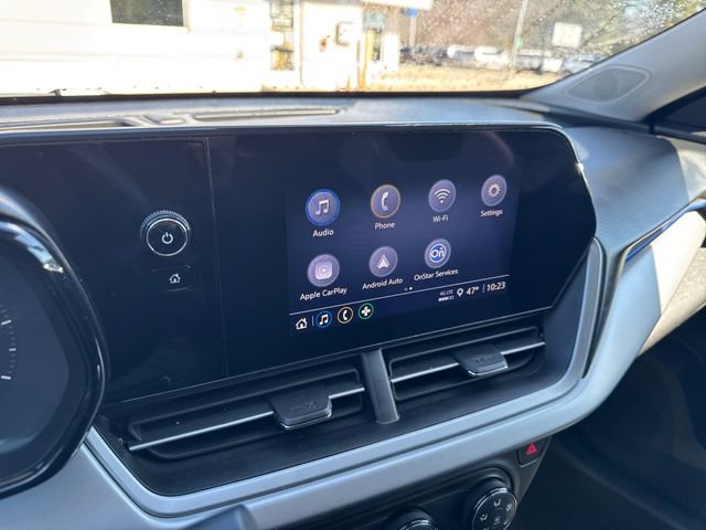 Used 2024 Chevrolet Trax LS w/ LS Convenience Package image 10