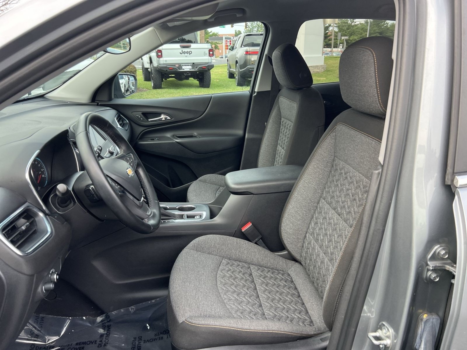 Used 2024 Chevrolet Equinox LT AWD/4WD image 13