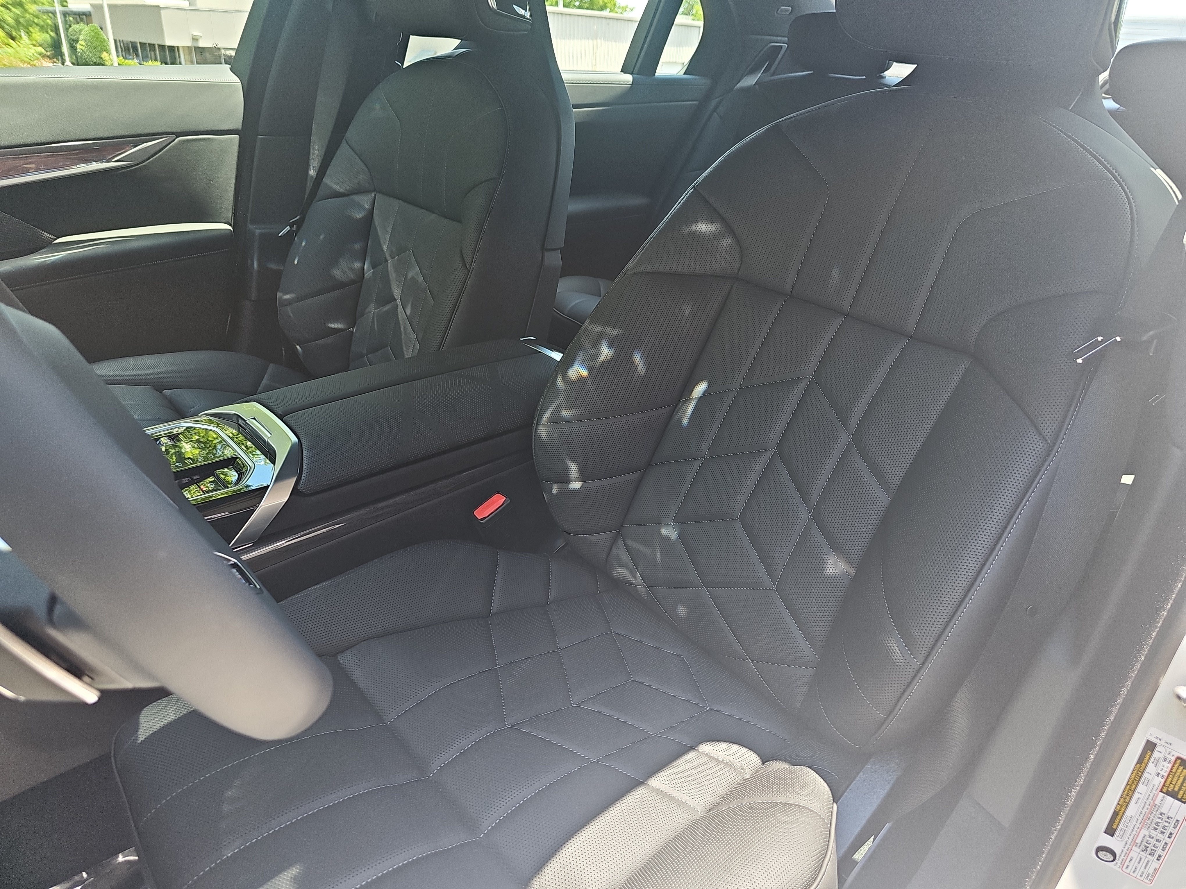 New 2026 BMW 740i RWD image 17