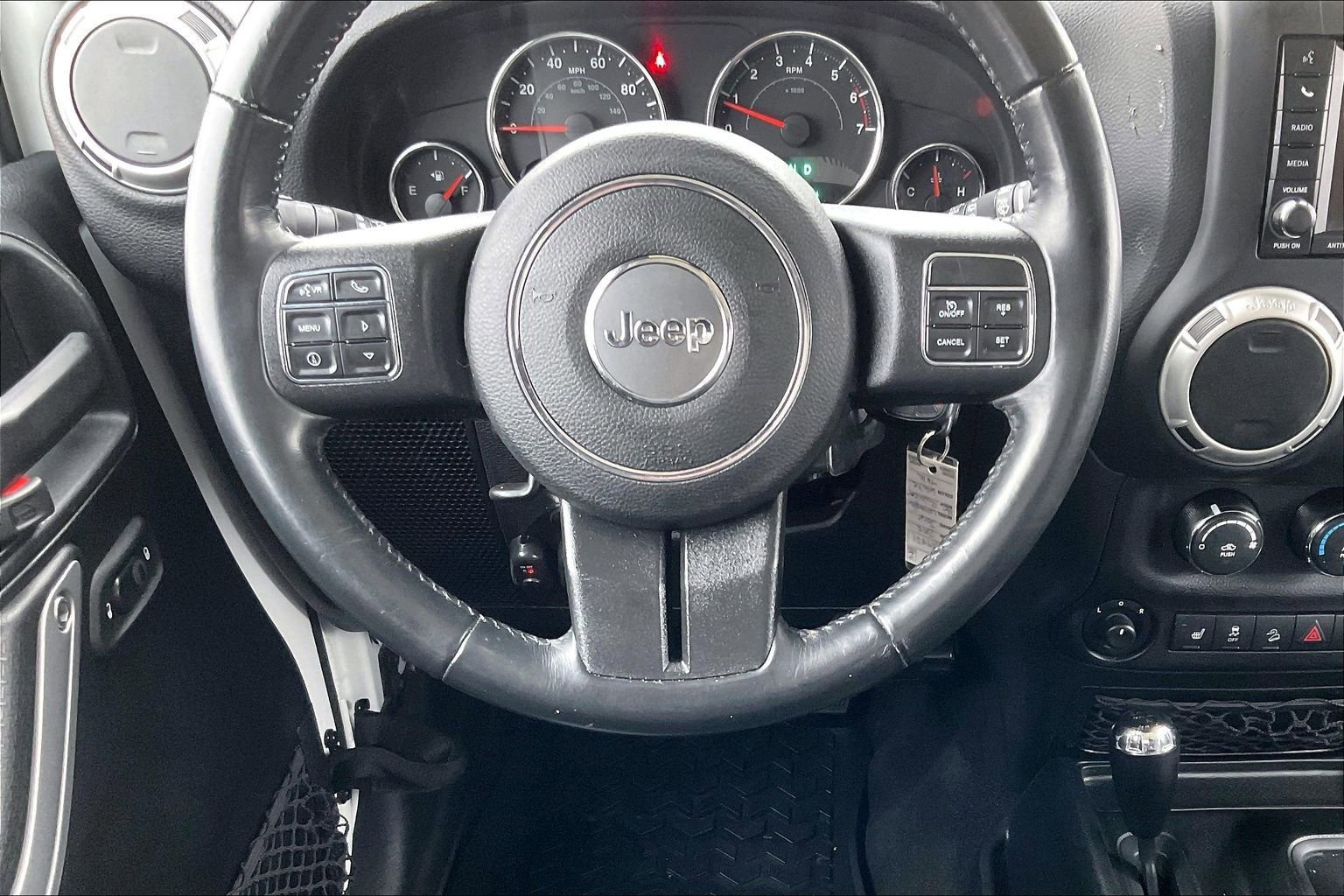 Used 2018 Jeep Wrangler Unlimited Rubicon w/ Cold Weather Group image 8