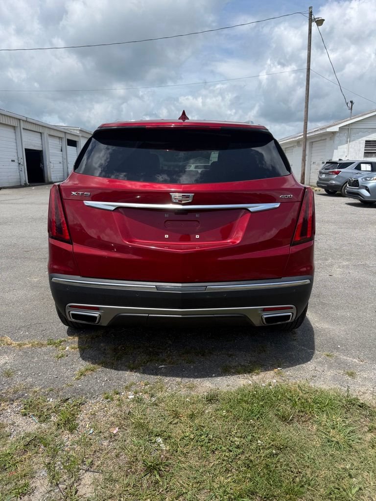 Used 2023 Cadillac XT5 Premium Luxury w/ Technology Package FWD image 7