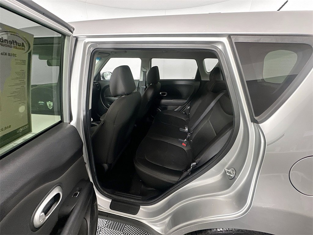 Used 2018 Kia Soul Base image 21