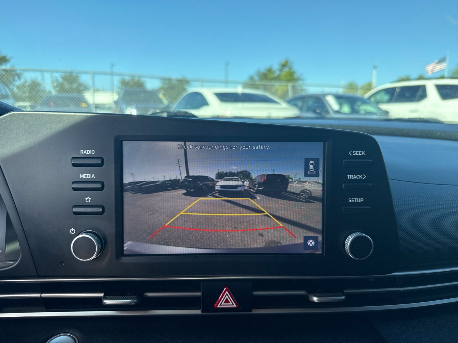 Used 2023 Hyundai Elantra SEL FWD image 13