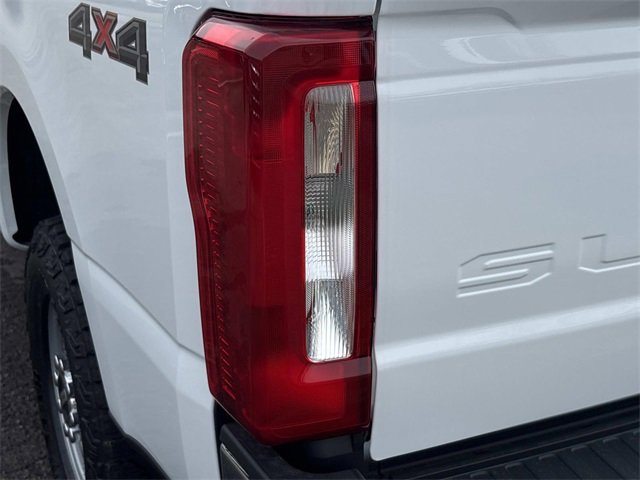 New 2026 Ford F250 XL w/ XL Off-Road Package image 13