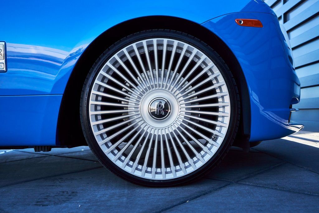 Used 2020 Rolls-Royce Wraith image 22