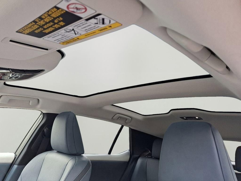 Used 2024 Lexus RZ 450e Premium image 14