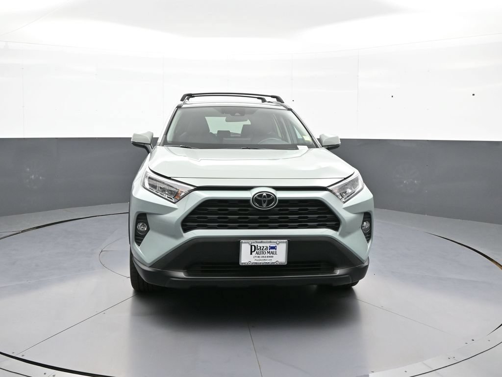 Certified 2020 Toyota RAV4 XLE Premium AWD/4WD image 2