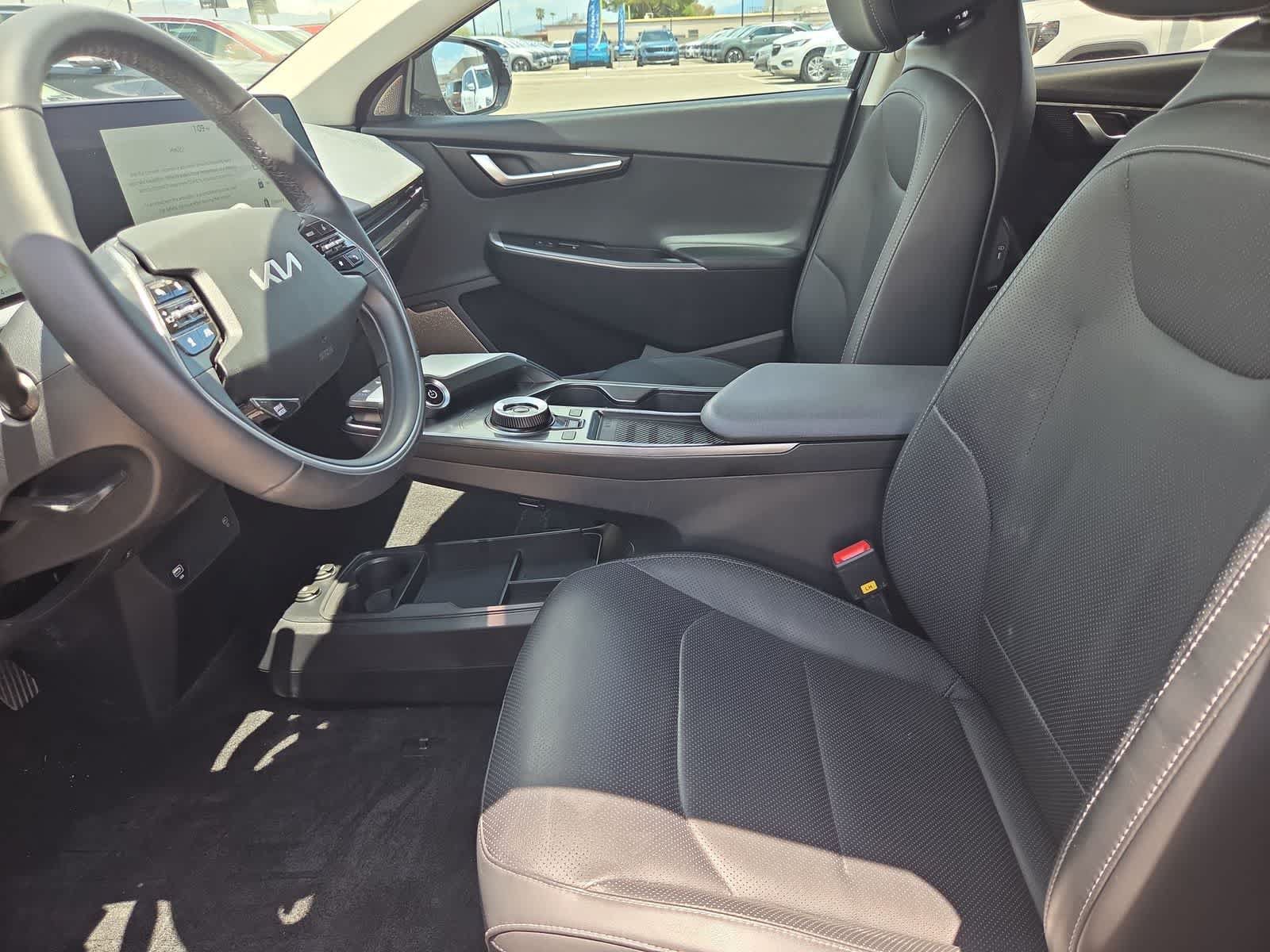 Used 2023 Kia EV6 Wind w/ Wind Technology Package AWD/4WD image 16