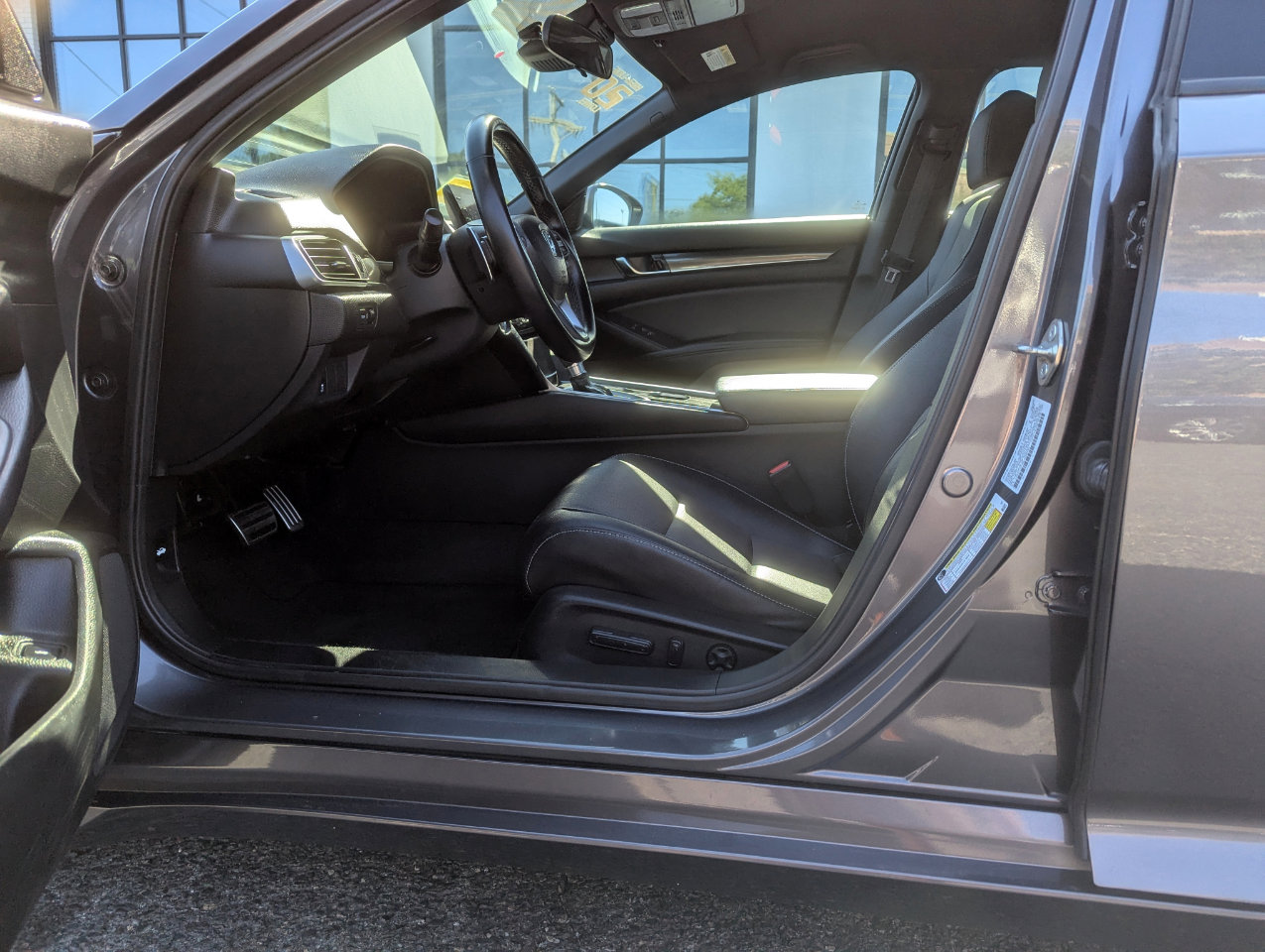 Used 2020 Honda Accord Sport image 12