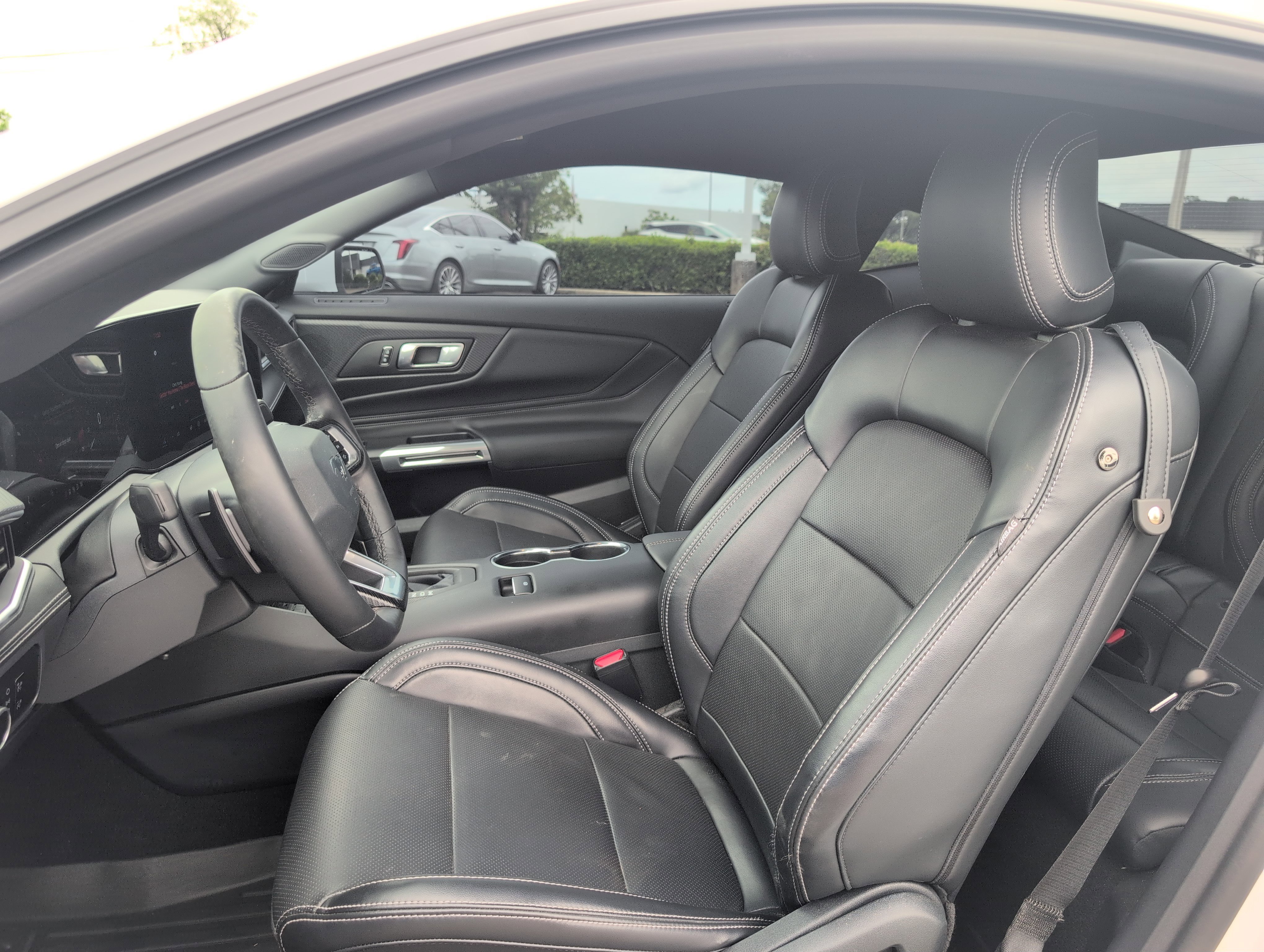 Used 2024 Ford Mustang GT Premium RWD image 13