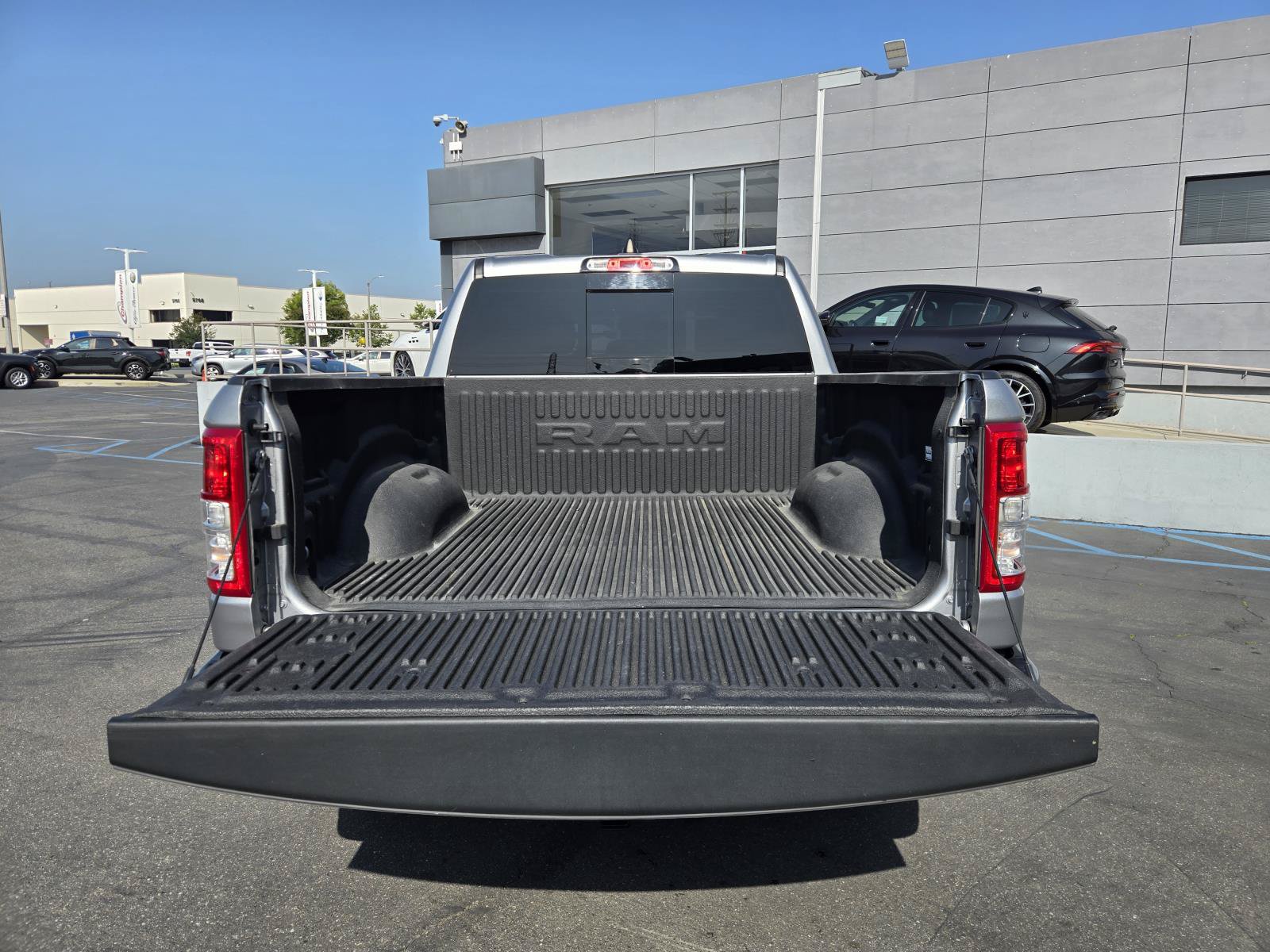 Used 2022 RAM 1500 Big Horn AWD/4WD image 28