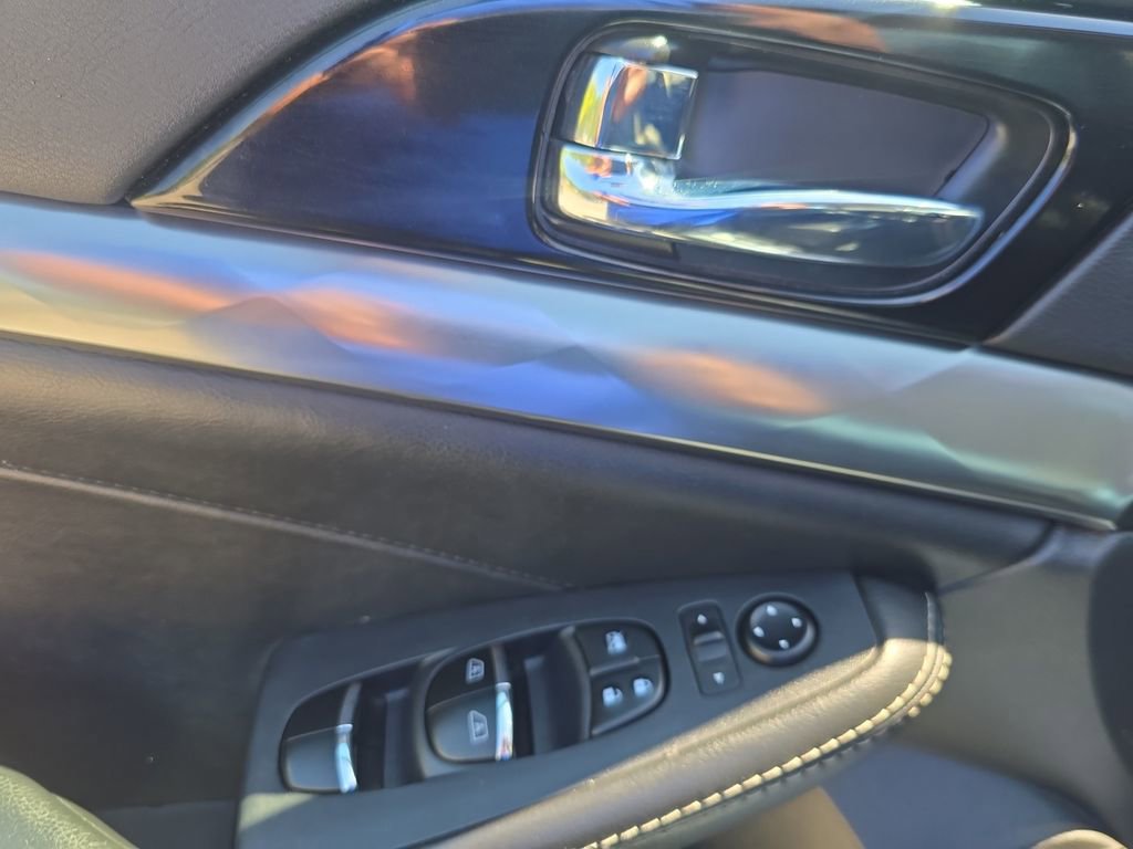 Used 2021 Nissan Maxima 3.5 SV w/ Floor Mat Group FWD image 11