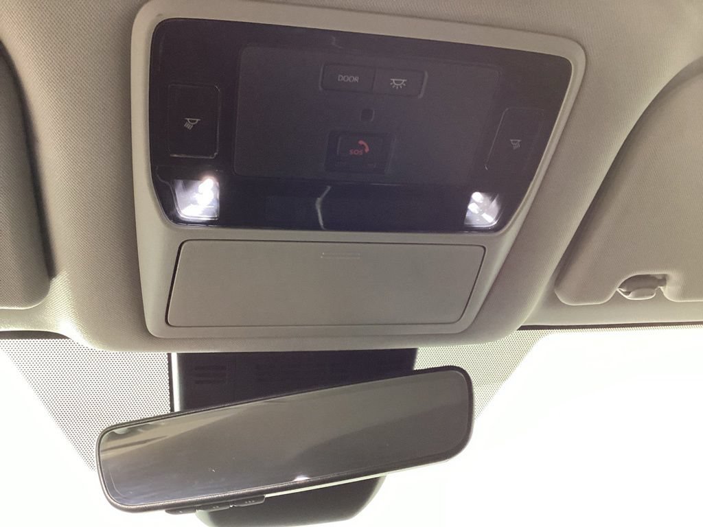 Used 2024 Toyota Grand Highlander AWD image 16