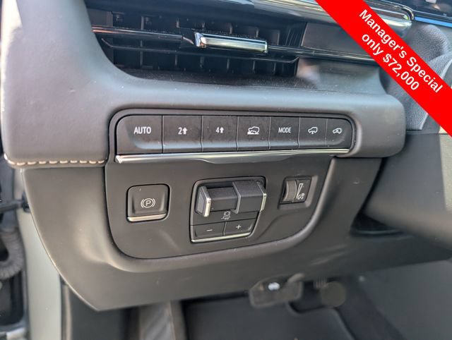 Used 2023 Cadillac Escalade ESV Sport Platinum AWD/4WD image 17