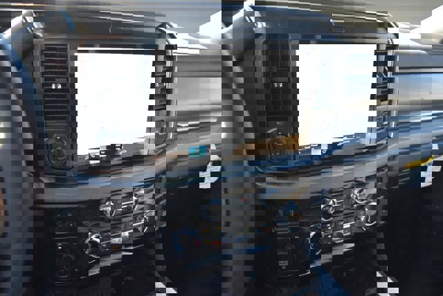 New 2025 Ford F250 Platinum image 8