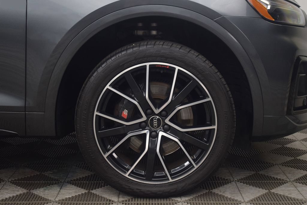Used 2022 Audi SQ5 Premium Plus AWD/4WD image 34