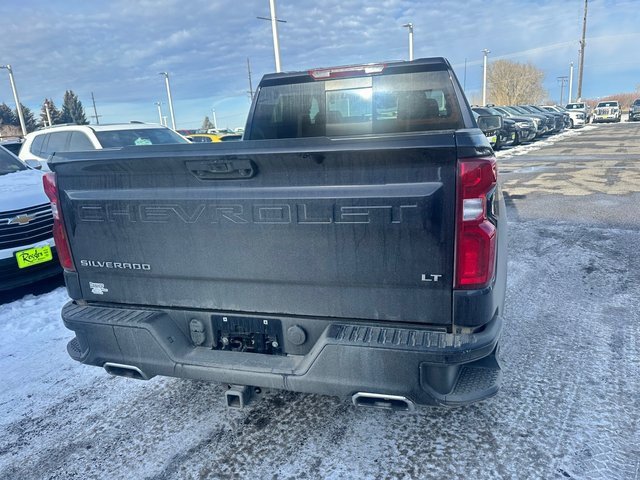Used 2024 Chevrolet Silverado 1500 LT Trail Boss w/ Convenience Package II image 2