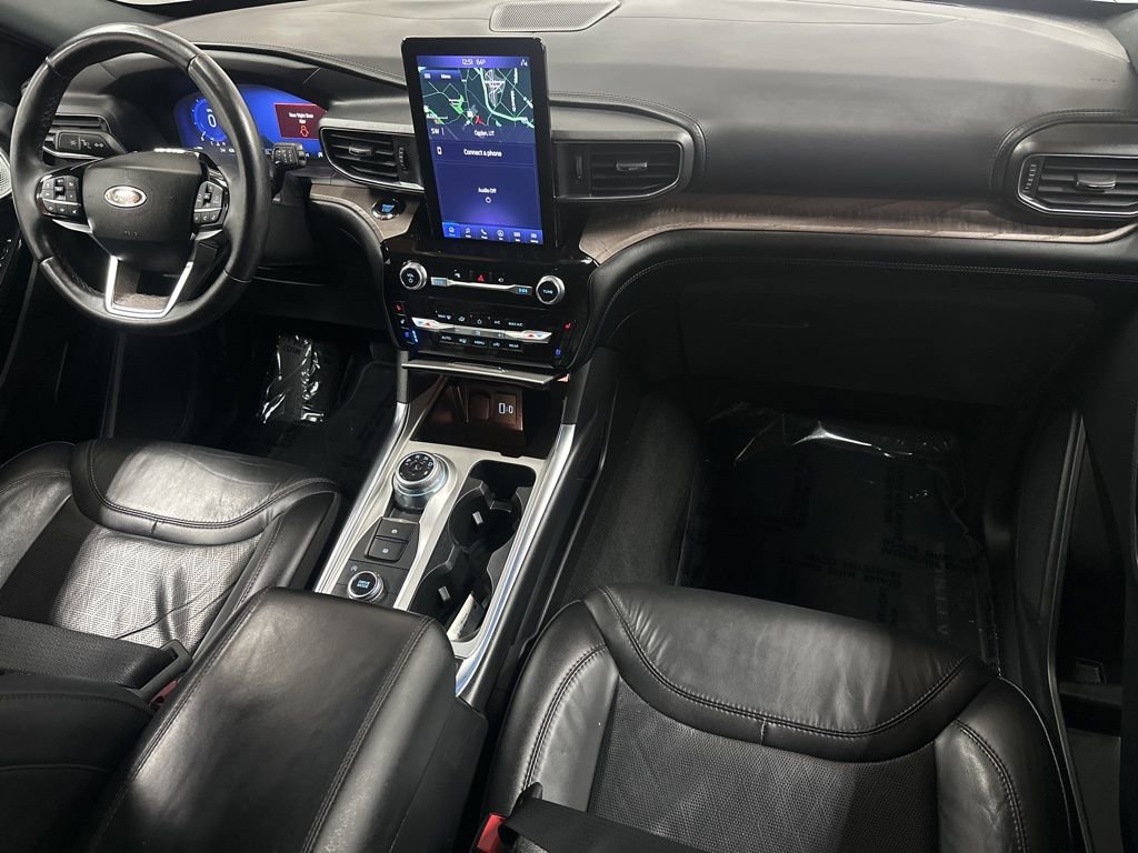 Used 2022 Ford Explorer Platinum w/ Equipment Group 601A image 11