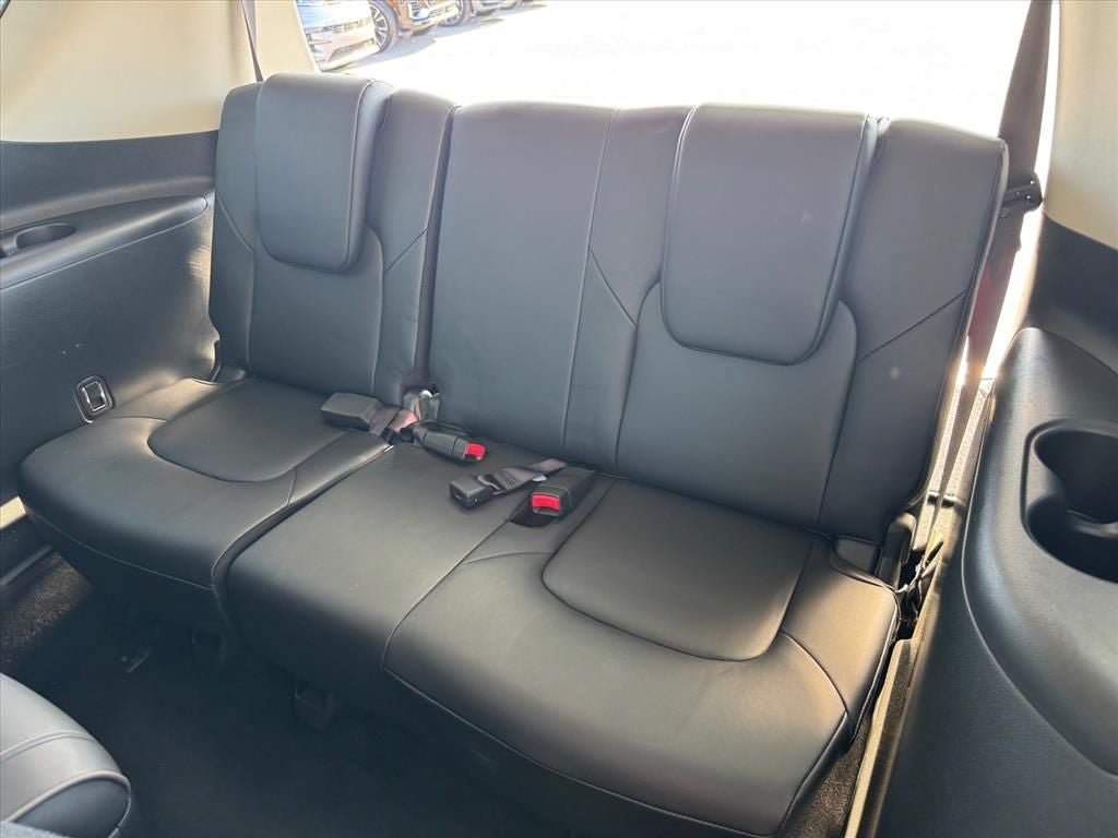 Used 2024 Nissan Armada Platinum w/ Captain's Chairs Package AWD/4WD image 12