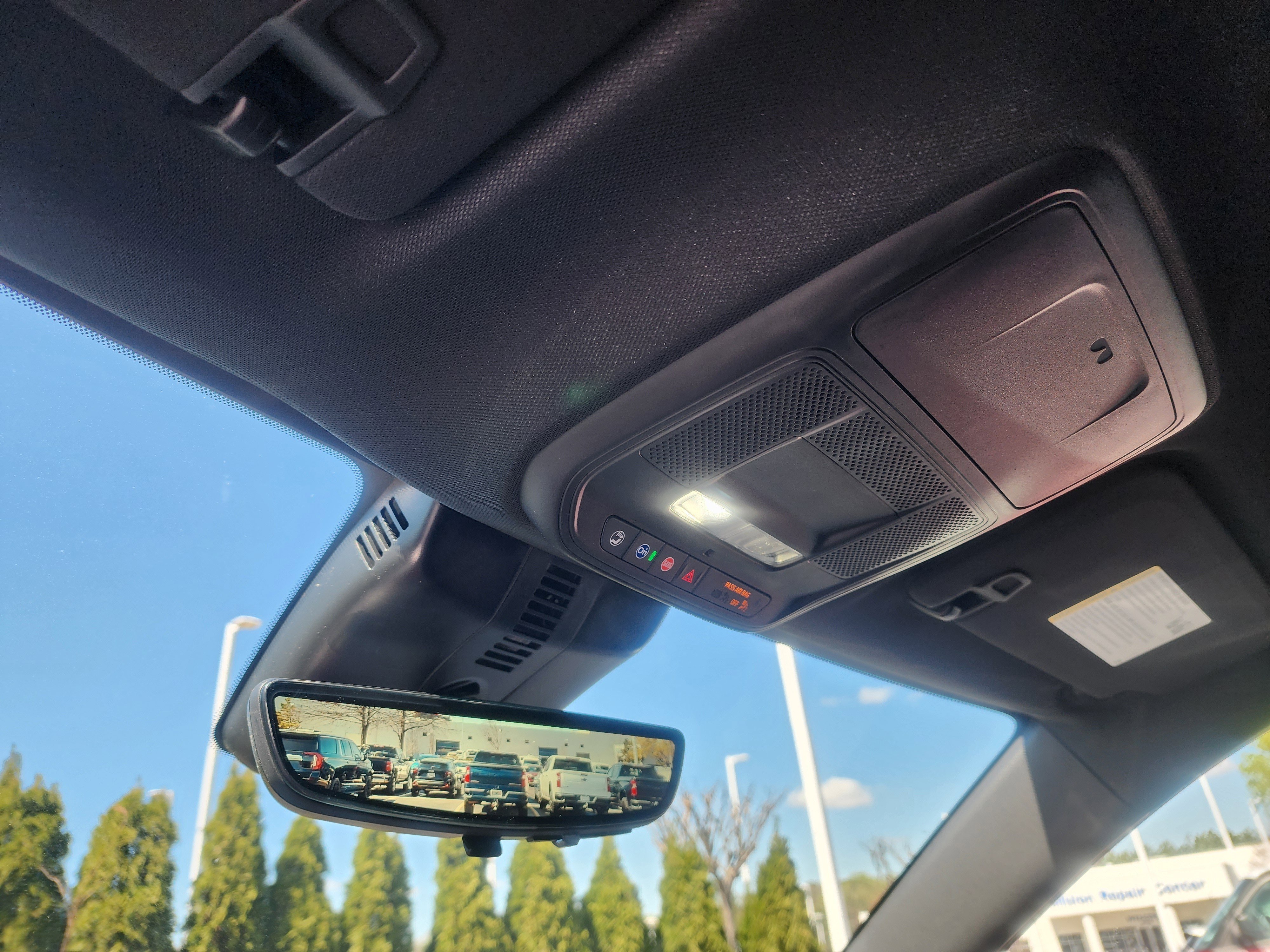 New 2026 Chevrolet Traverse Z71 w/ Enhanced Driving Package image 39