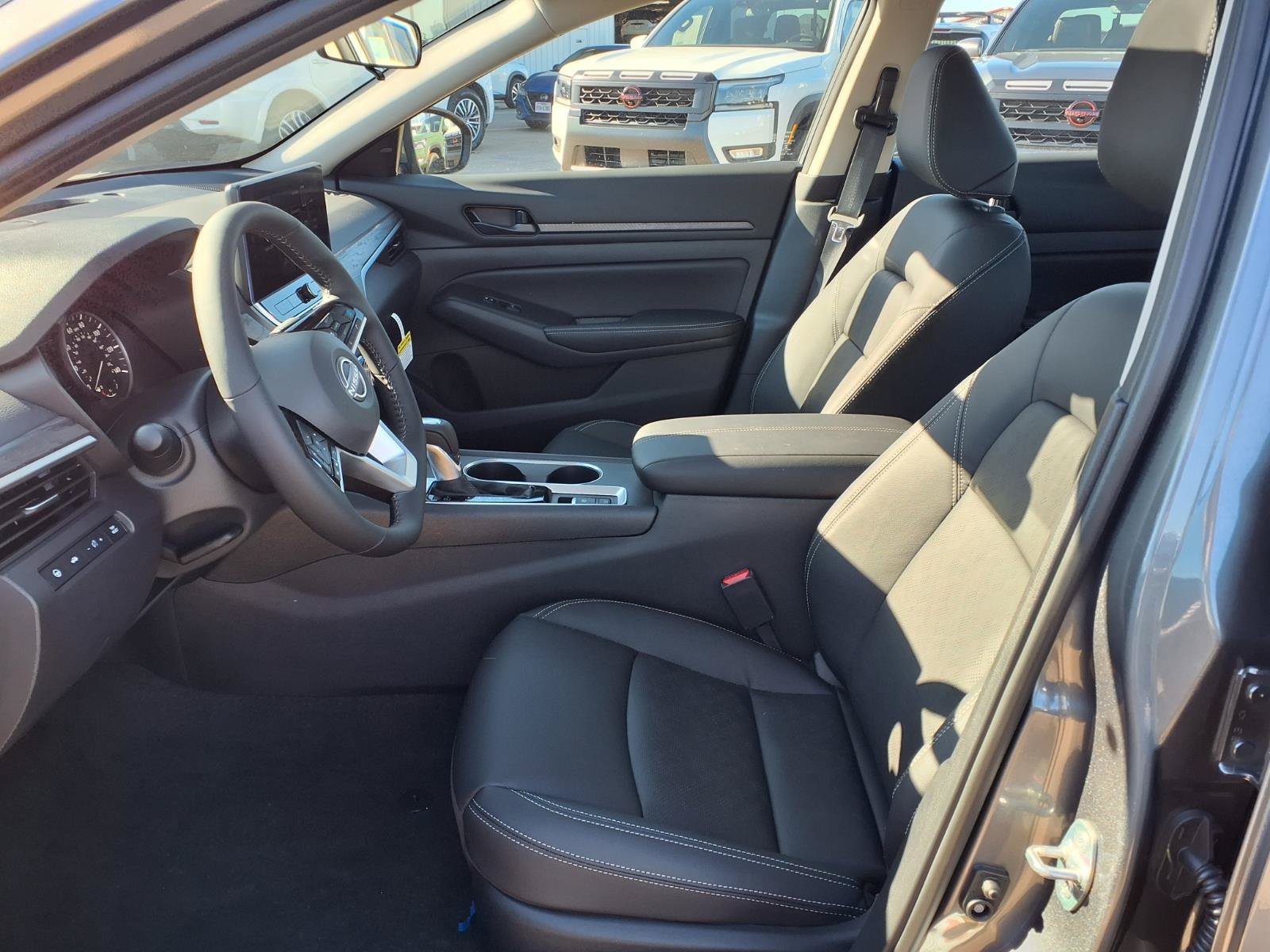 New 2026 Nissan Altima 2.5 SV w/ SV Premium Package AWD/4WD image 11