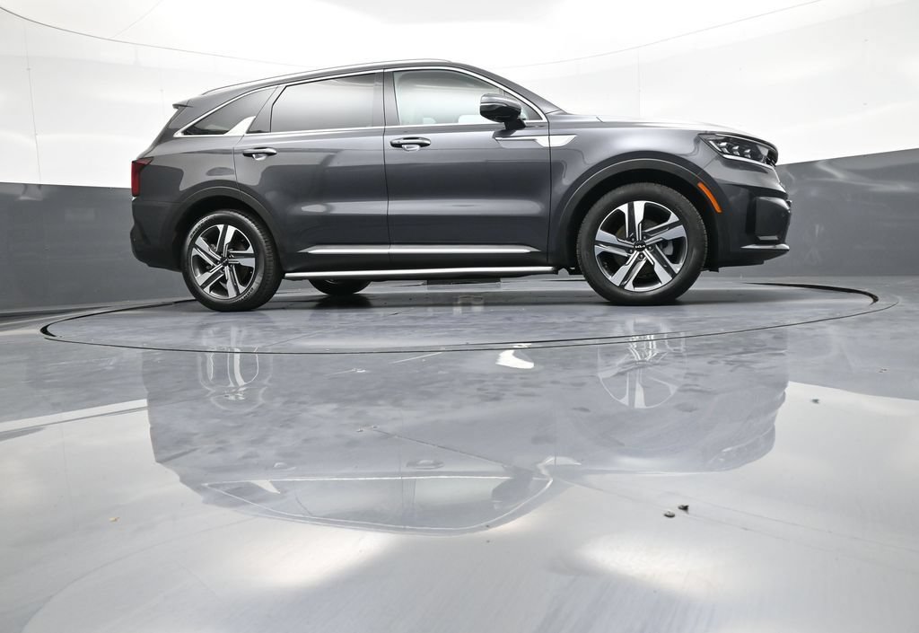 Certified 2023 Kia Sorento SX Prestige AWD/4WD image 31