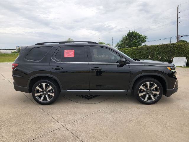 Used 2024 Honda Pilot Touring image 4