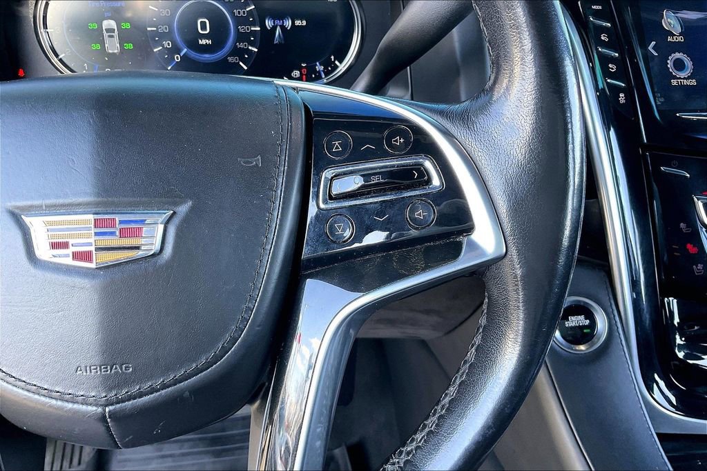 Used 2019 Cadillac Escalade Platinum image 17