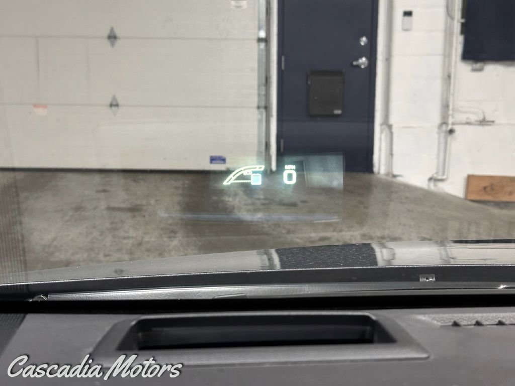Used 2018 Toyota Prius Four w/ Advanced Technology Package FWD image 39