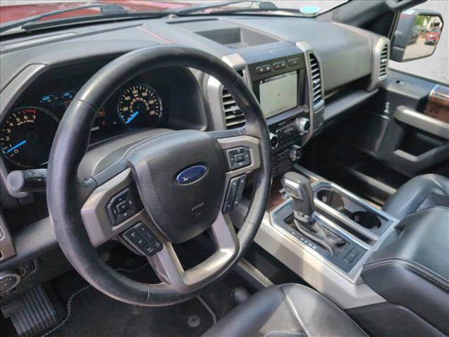Used 2017 Ford F150 Platinum w/ Equipment Group 701A Luxury AWD/4WD image 8