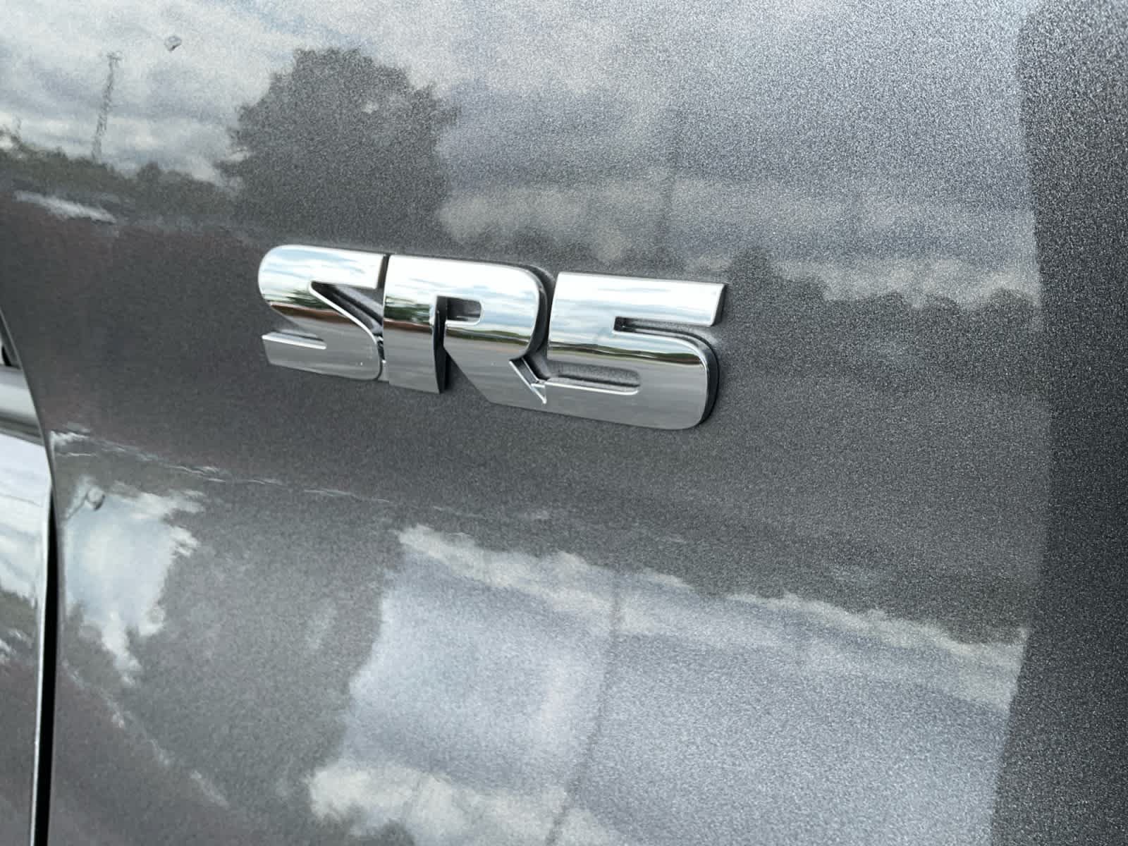 Used 2023 Toyota 4Runner SR5 Premium w/ Moonroof Package AWD/4WD image 16