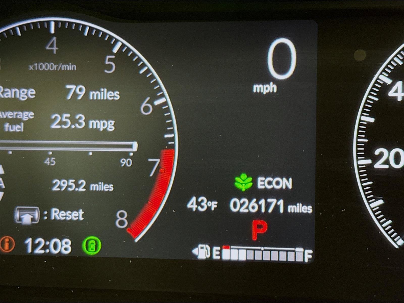 Used 2023 Honda HR-V EX-L image 2